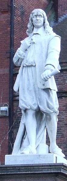 marvellandrewstatue